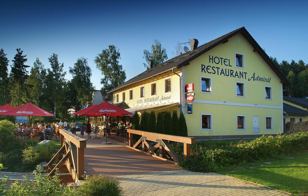 Hotel Admiral Lipno nad Vltavou Buitenkant foto
