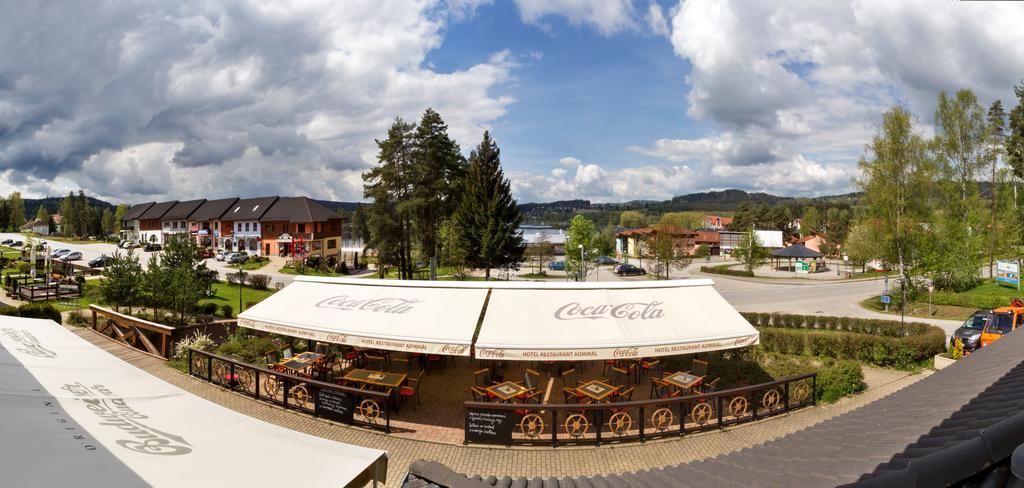 Hotel Admiral Lipno nad Vltavou Buitenkant foto