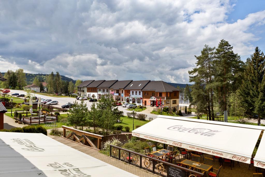 Hotel Admiral Lipno nad Vltavou Buitenkant foto